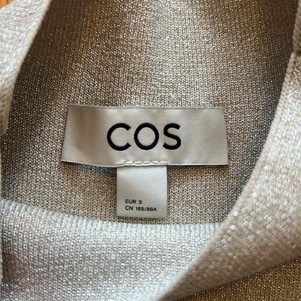 COS Metallic Silver Knit Crop Top - Picture 5 of 6